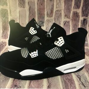 AIR JORDAN 4 RETRO WHITE THUNDER